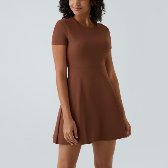 HALARA Brown Backless Dress with Cut-Out Design - Picture 2 of 9